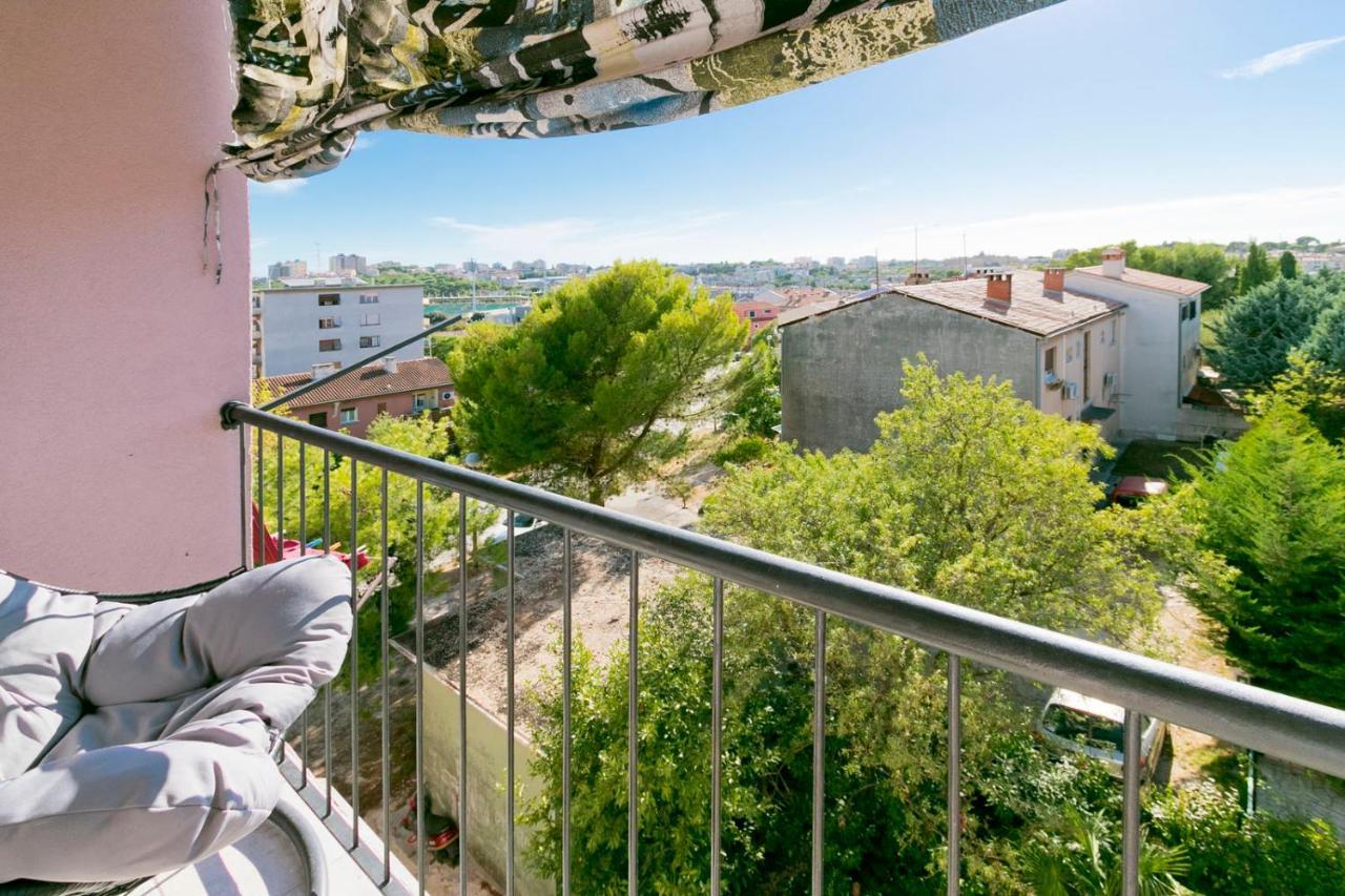Modern Oasis Apartment Pula Exteriör bild