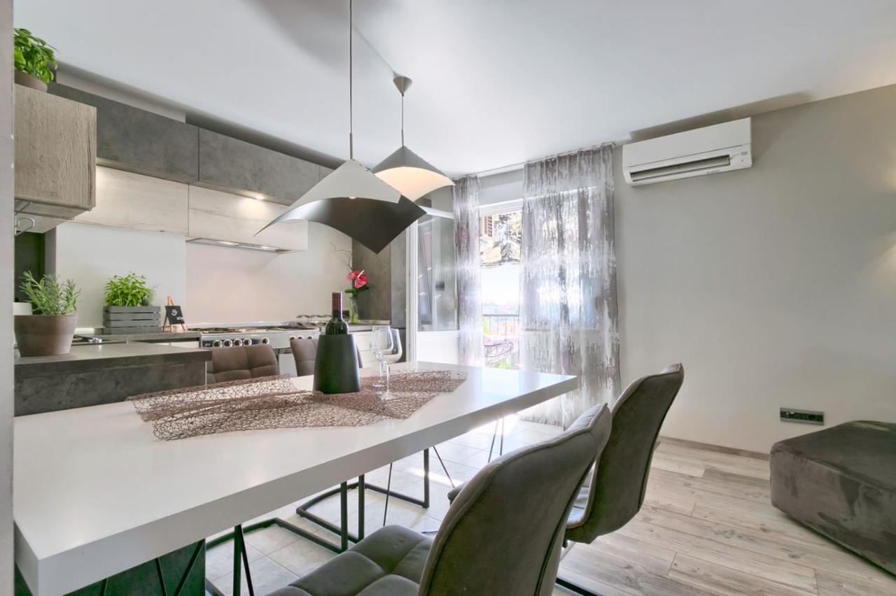 Modern Oasis Apartment Pula Exteriör bild